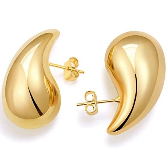 Teardrop Stud Earring - Picture 12 of 13